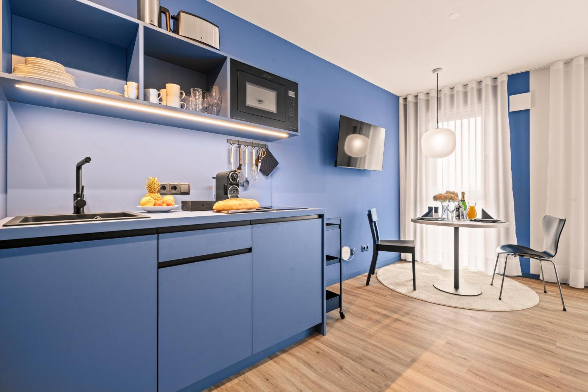 Motel42-Temporary Living Friedrichshafen Luaran gambar