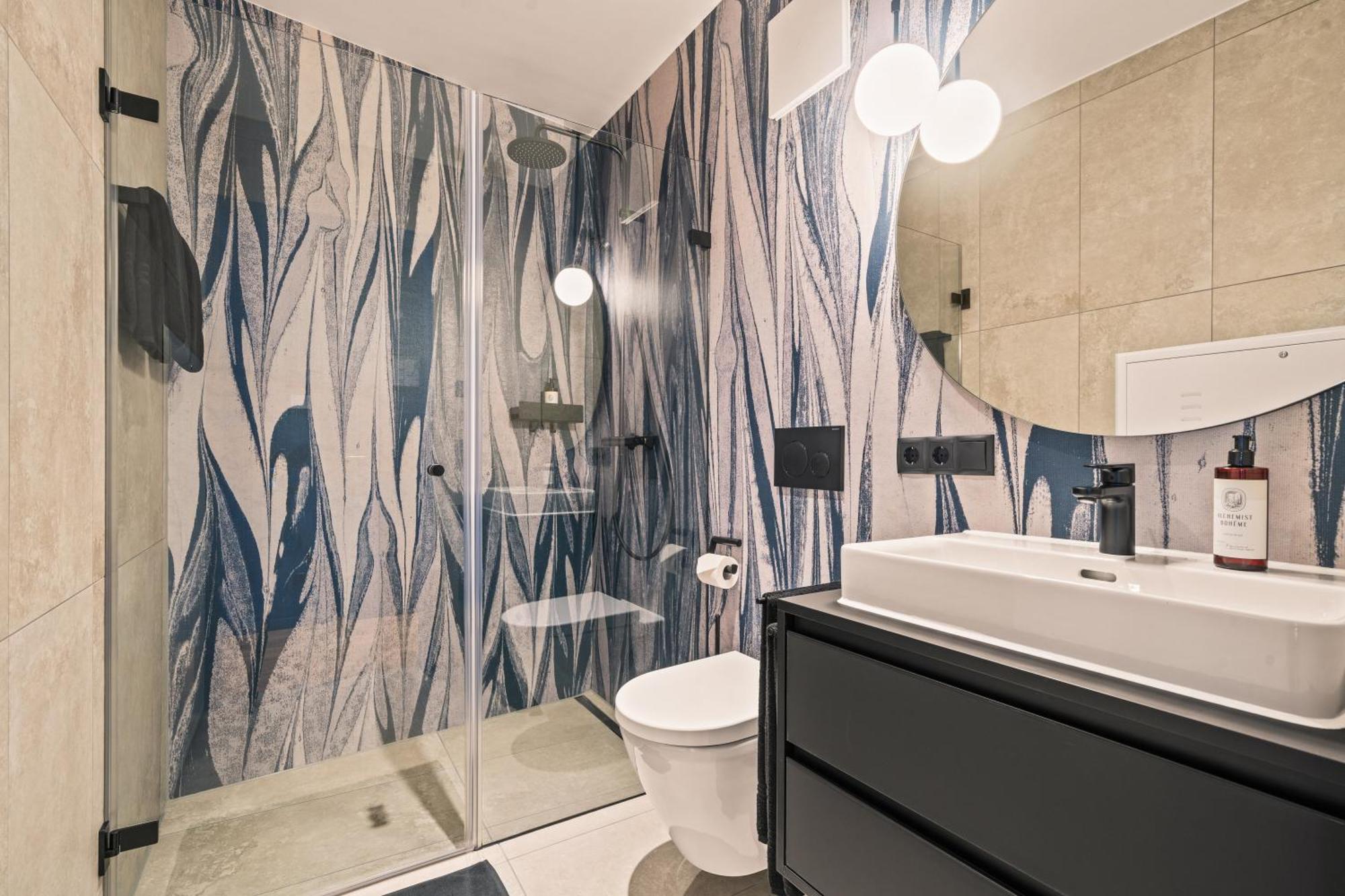Motel42-Temporary Living Friedrichshafen Luaran gambar
