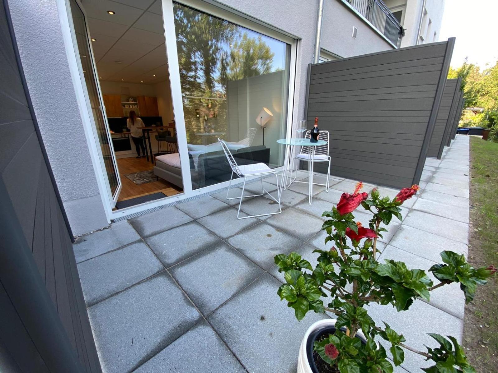 Motel42-Temporary Living Friedrichshafen Luaran gambar